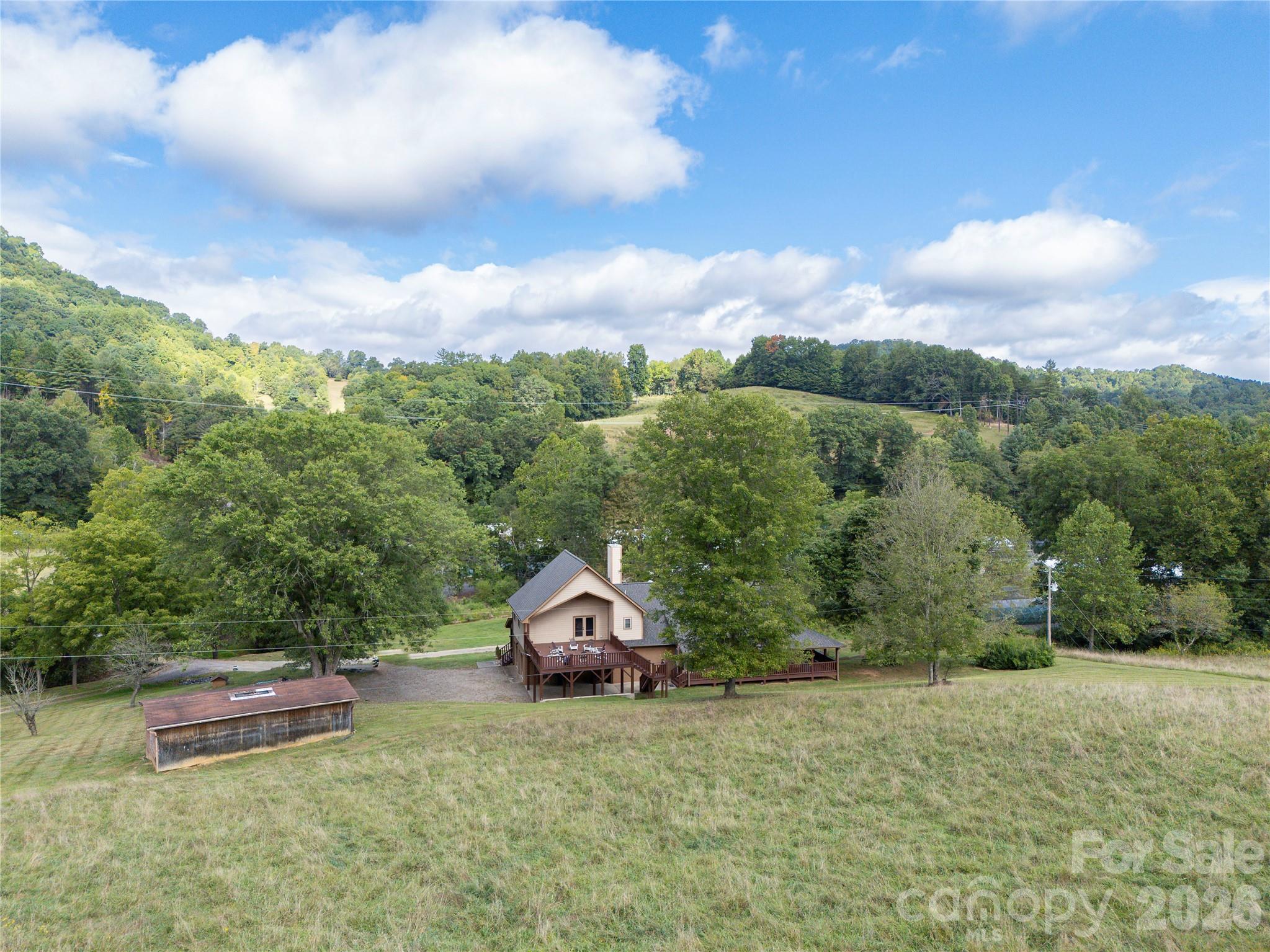 97 Circle E Ranch Road Burnsville NC 28714