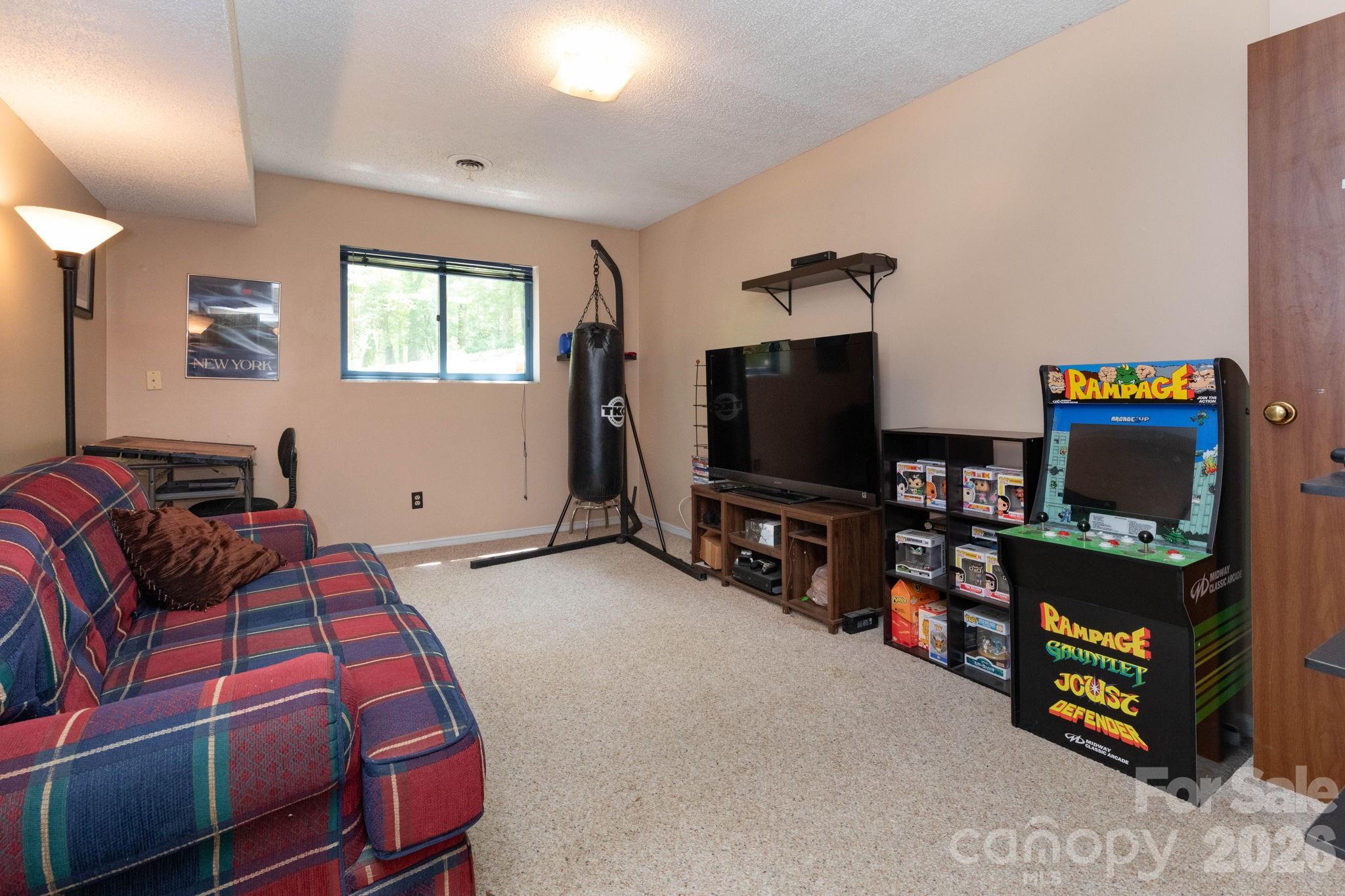5 Wildwood Circle Fletcher NC 28732