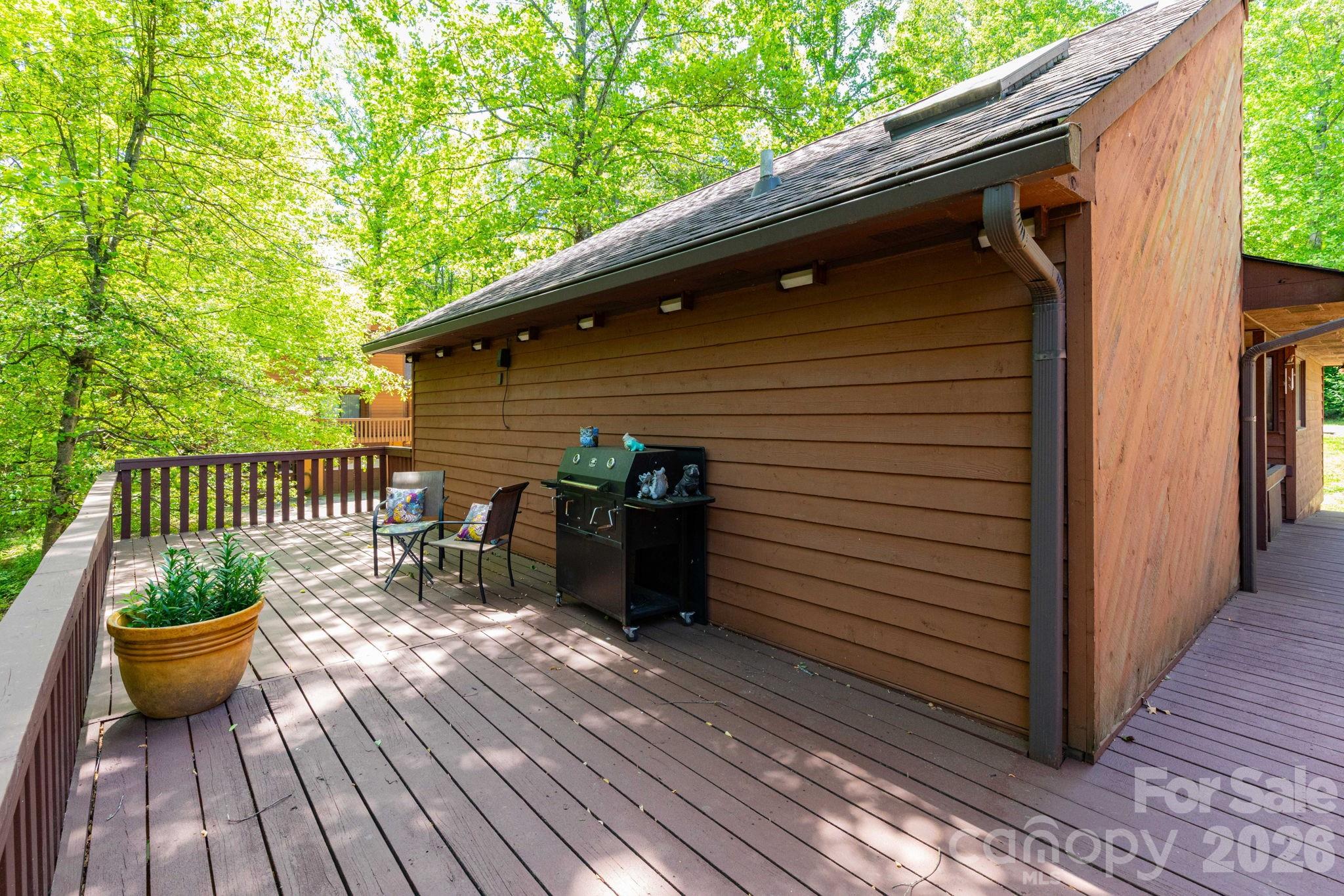5 Wildwood Circle Fletcher NC 28732