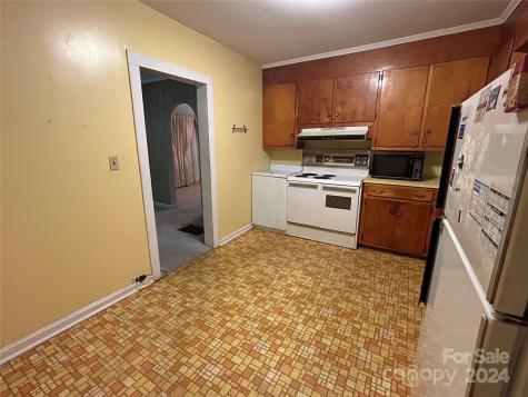 601 Sherman Street Badin NC 28009