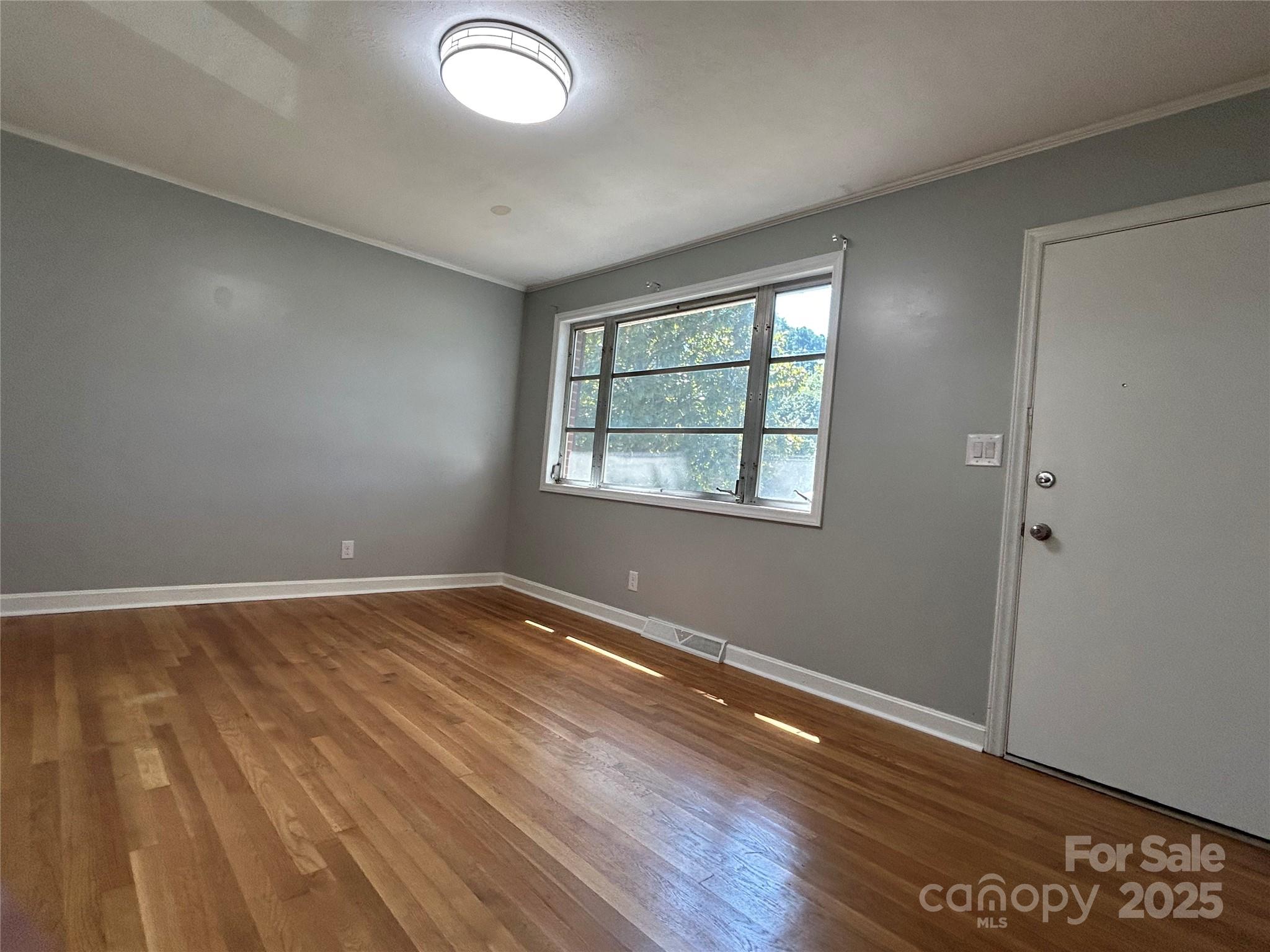 2218 W 5th Avenue Gastonia NC 28052