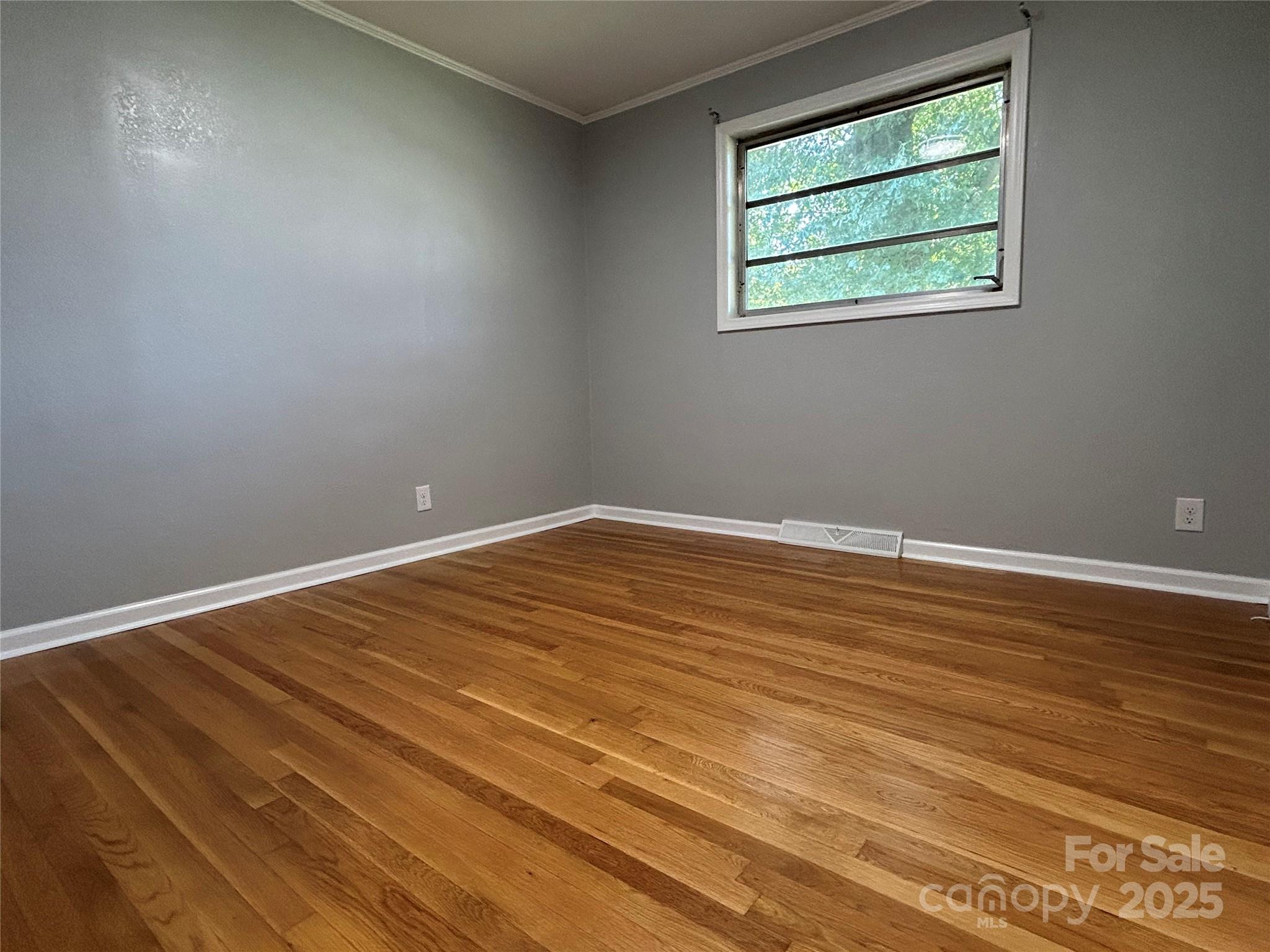 2218 W 5th Avenue Gastonia NC 28052