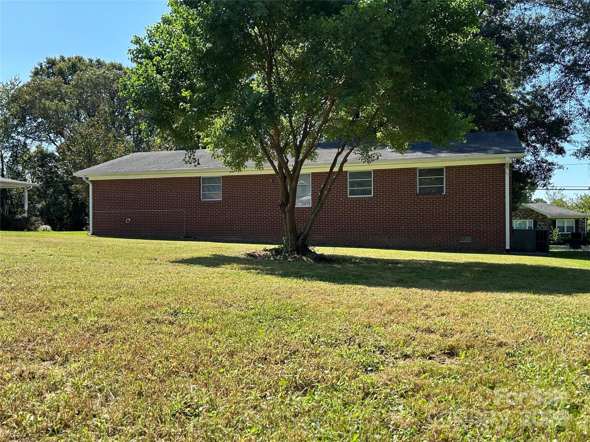 2218 W 5th Avenue Gastonia NC 28052