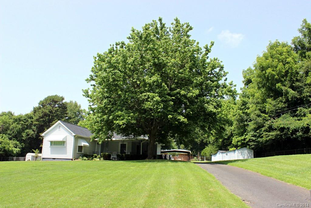 744 Riddle Street Mount Holly NC 28120