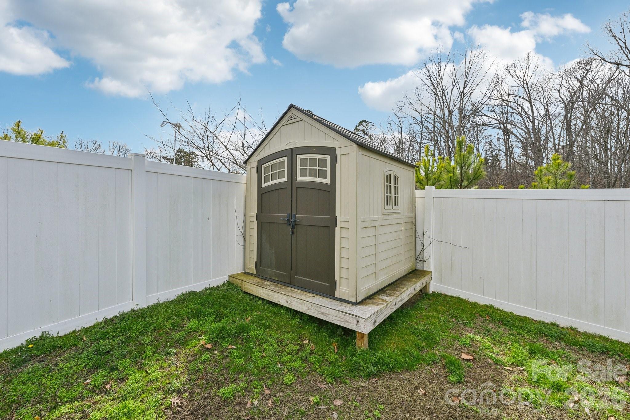 832 Newfound Hollow Drive Charlotte NC 28214