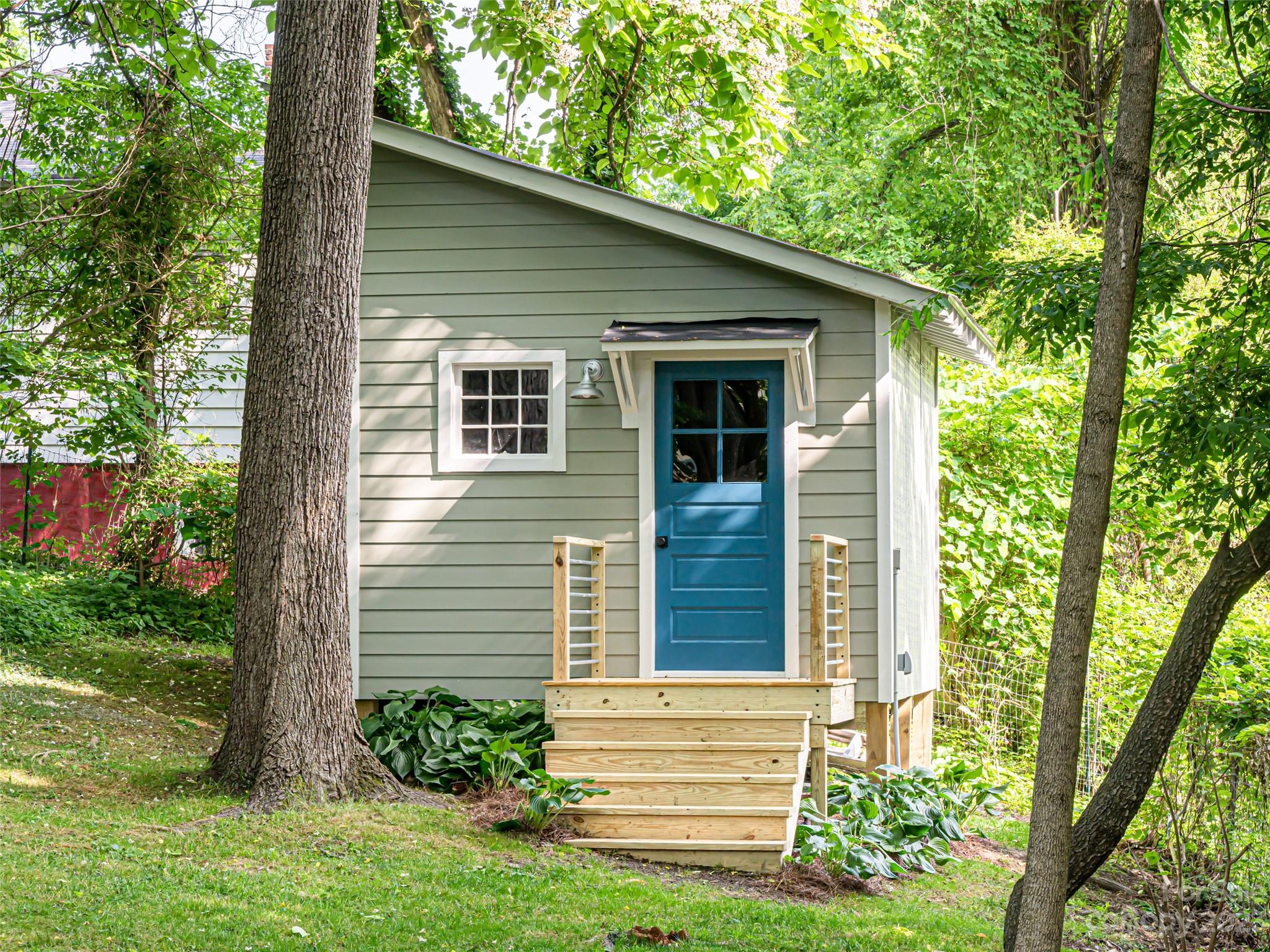 39 Magnolia Avenue Asheville NC 28801