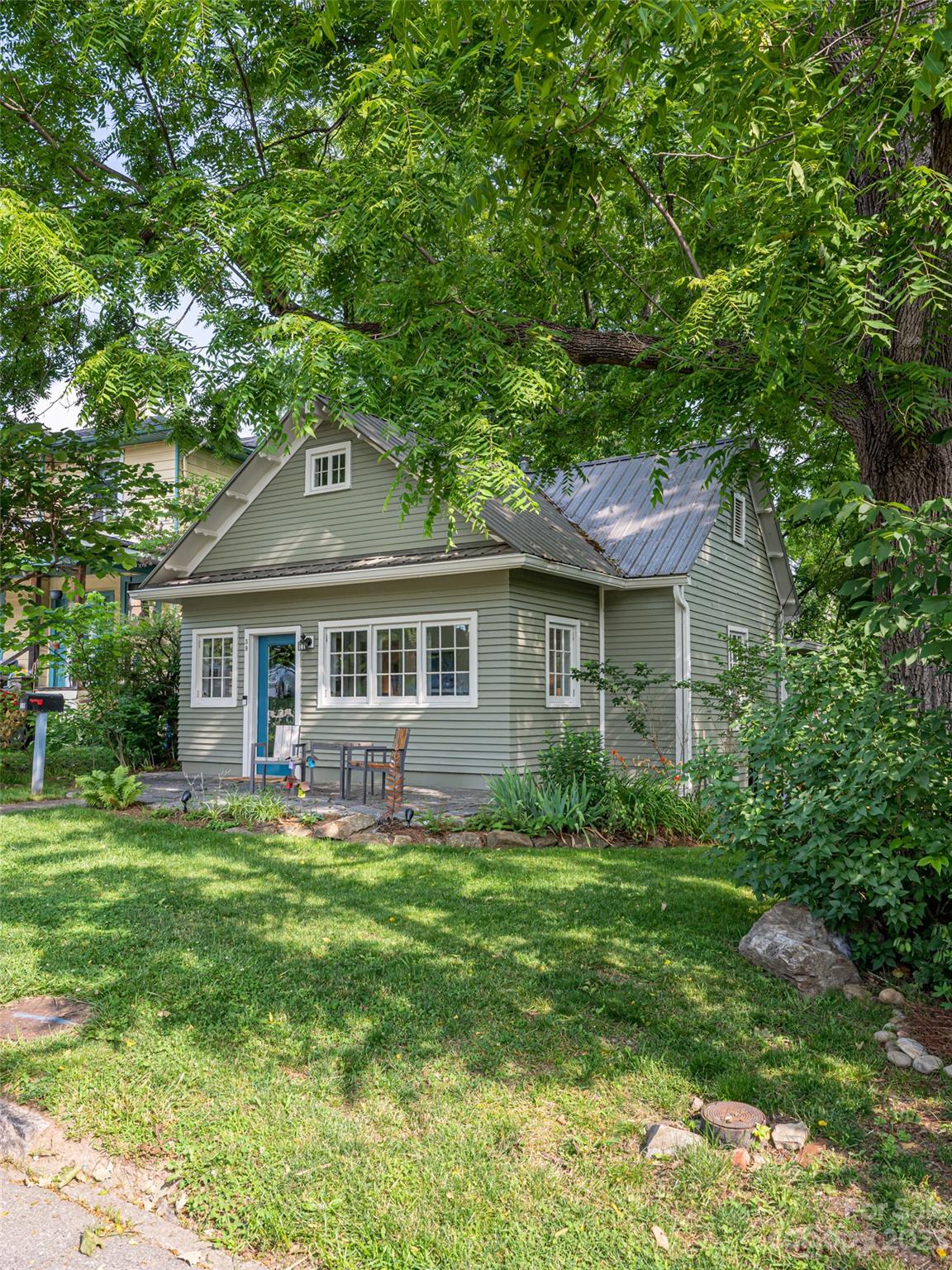 39 Magnolia Avenue Asheville NC 28801
