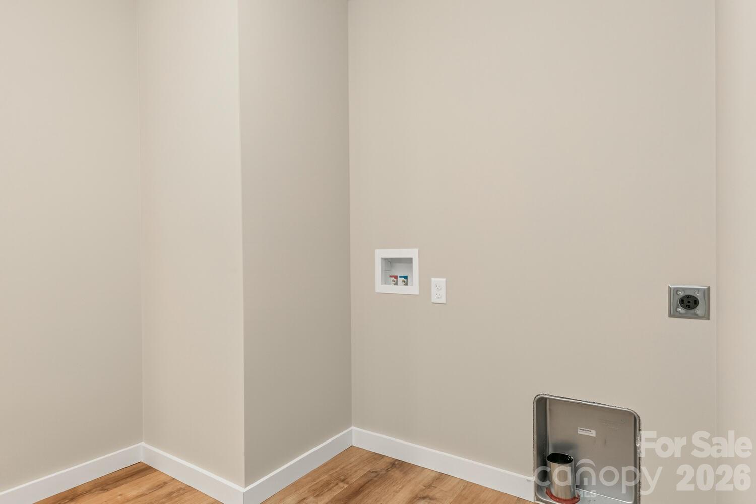 126 Anthony Drive East Flat Rock NC 28726
