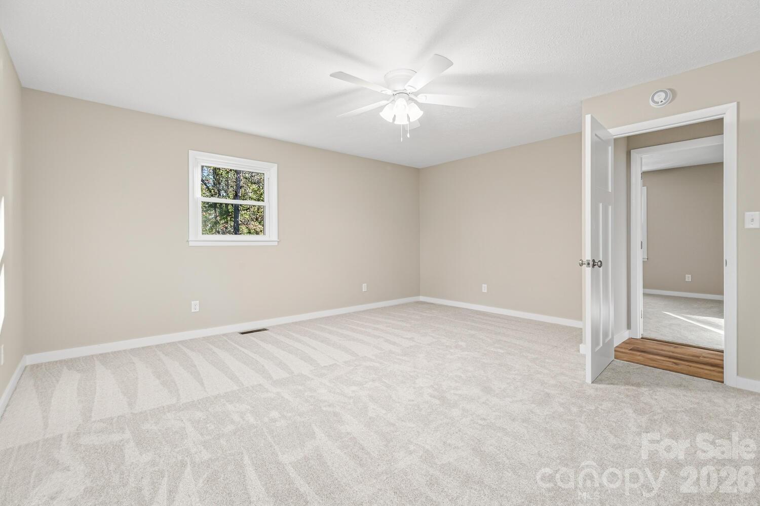 126 Anthony Drive East Flat Rock NC 28726