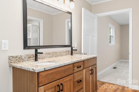 126 Anthony Drive East Flat Rock NC 28726