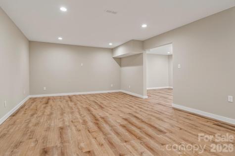 126 Anthony Drive East Flat Rock NC 28726