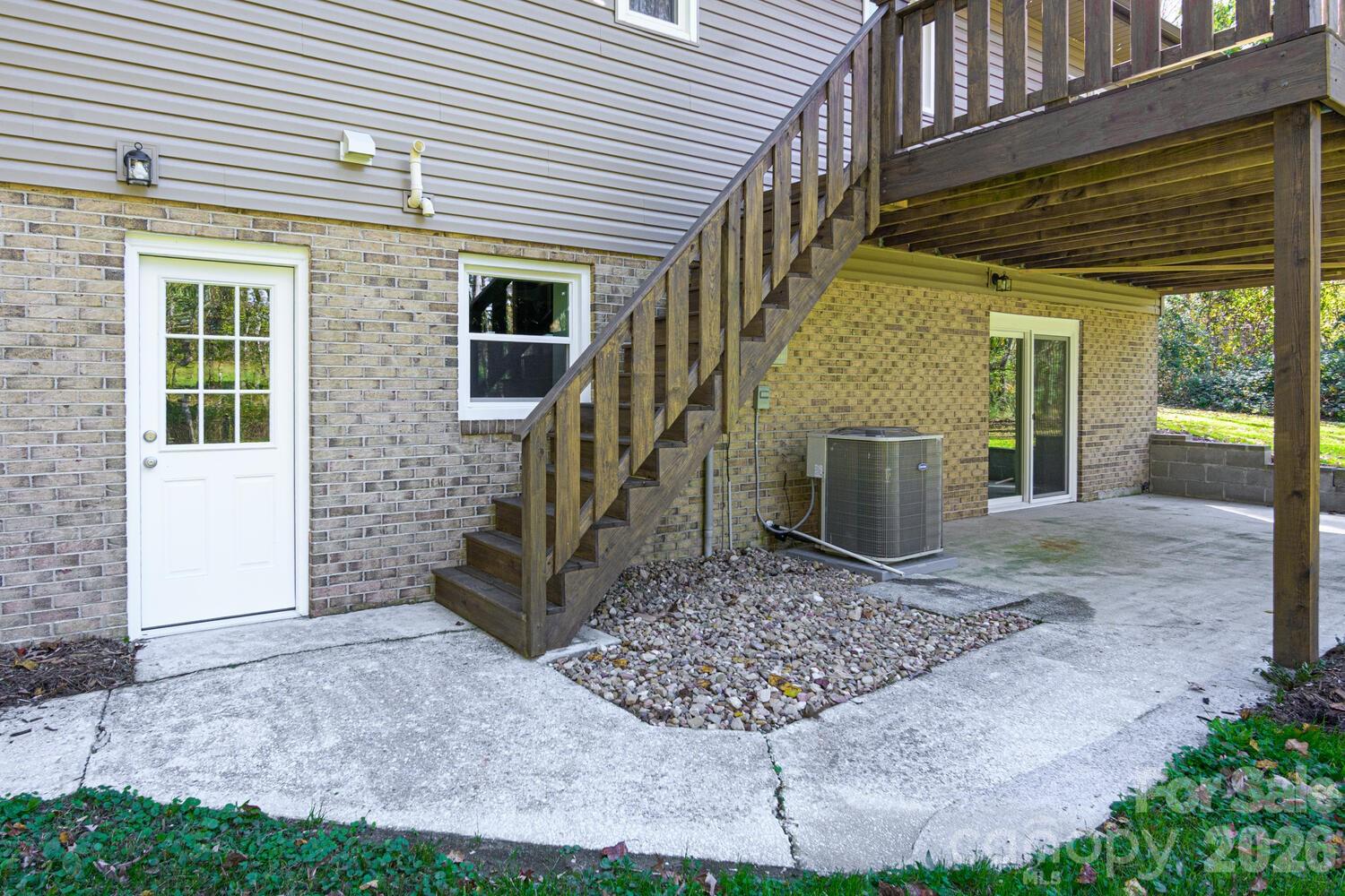 126 Anthony Drive East Flat Rock NC 28726