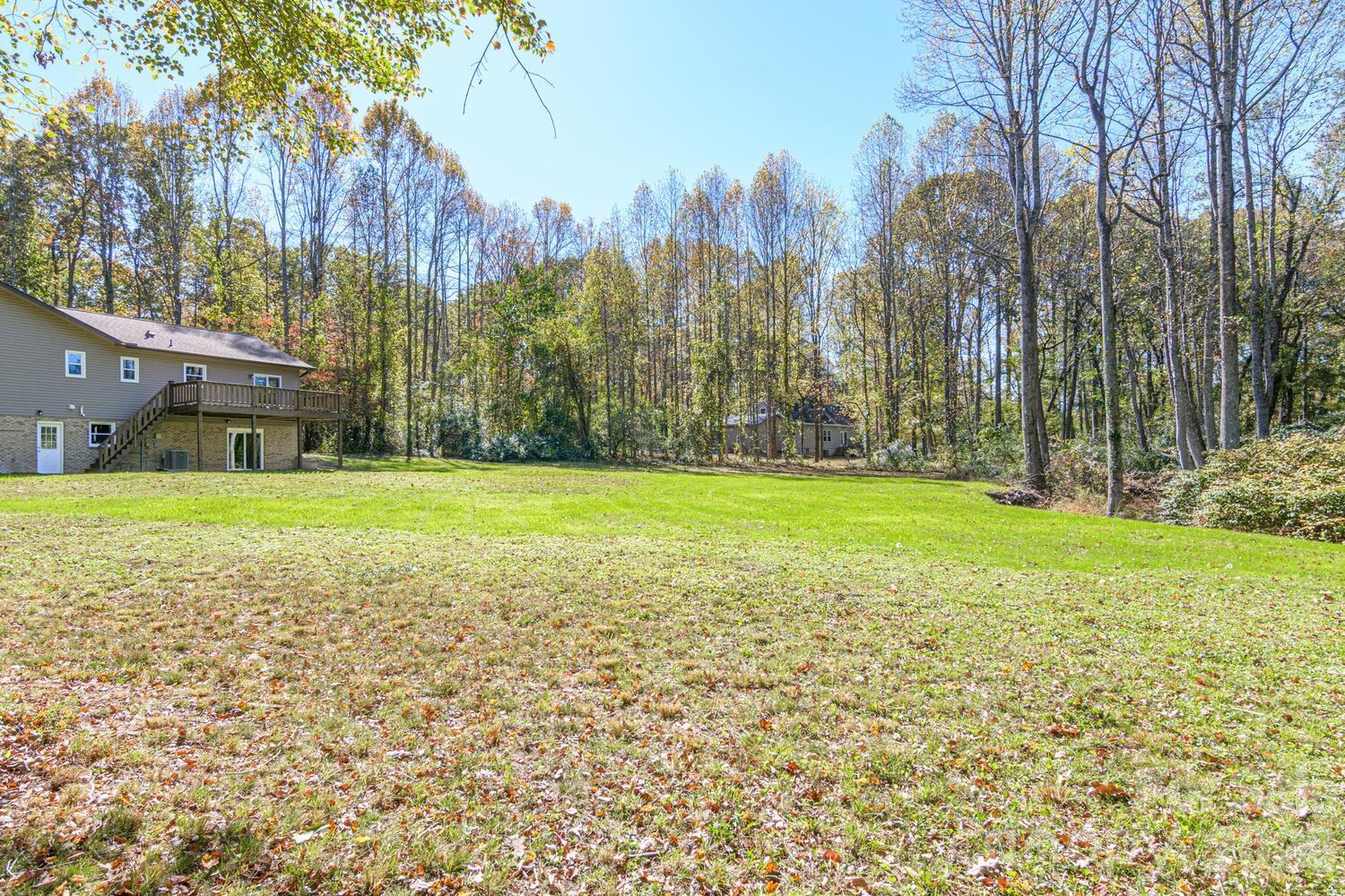 126 Anthony Drive East Flat Rock NC 28726