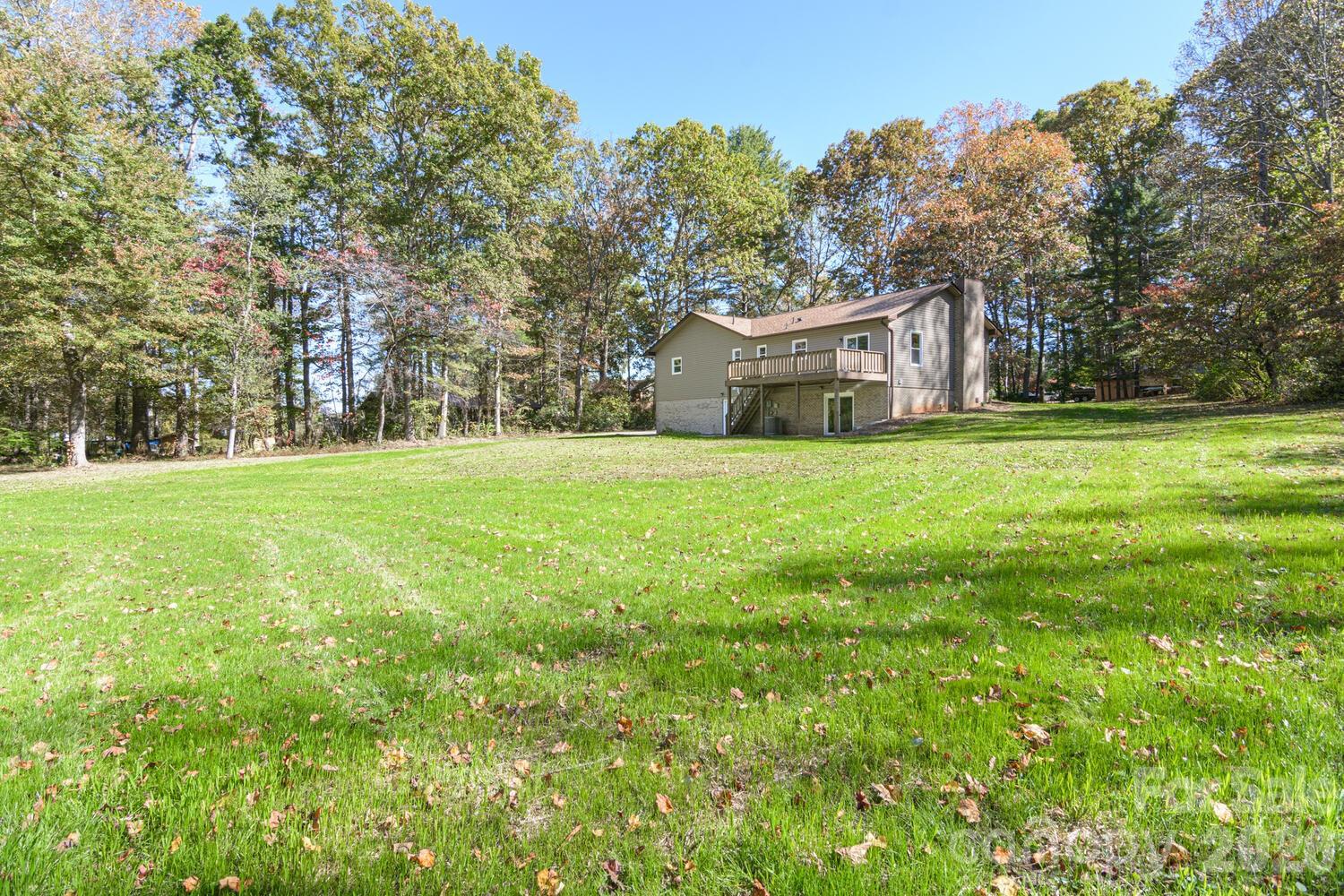 126 Anthony Drive East Flat Rock NC 28726