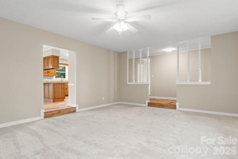126 Anthony Drive East Flat Rock NC 28726