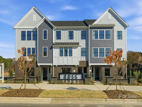 5115 Hoptree Street Charlotte NC 28277