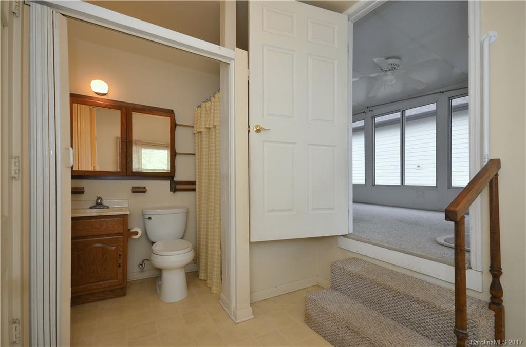104 Mitchell Avenue Asheville NC 28806