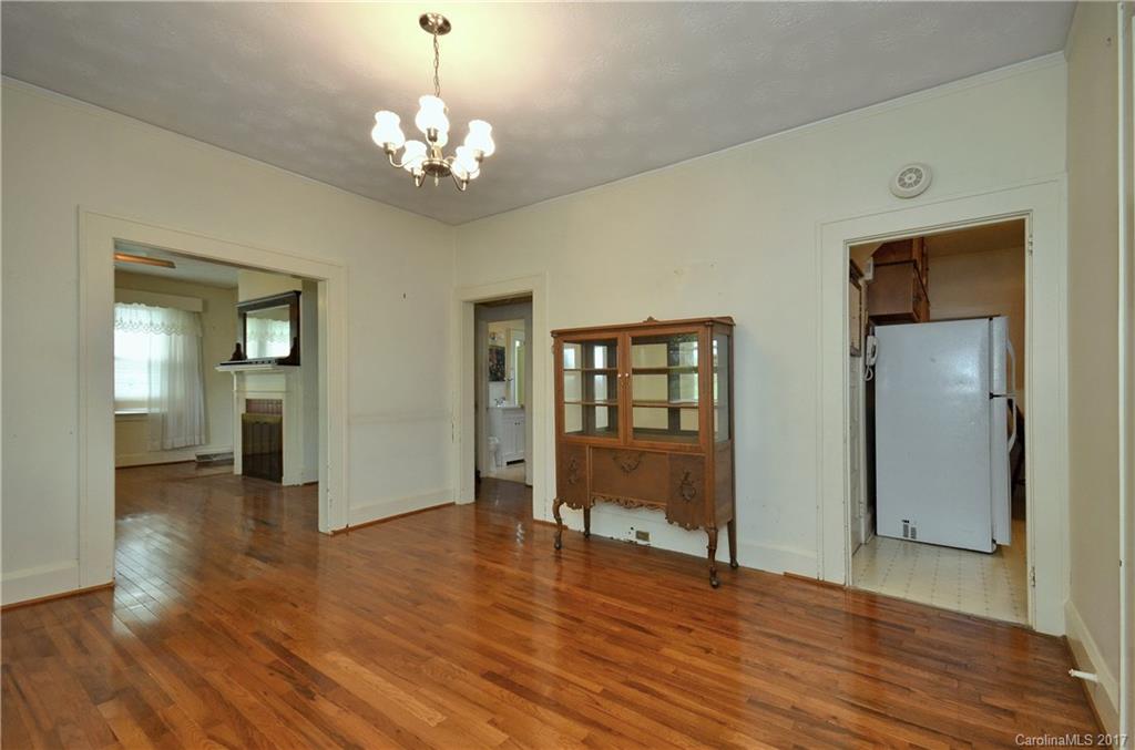 104 Mitchell Avenue Asheville NC 28806