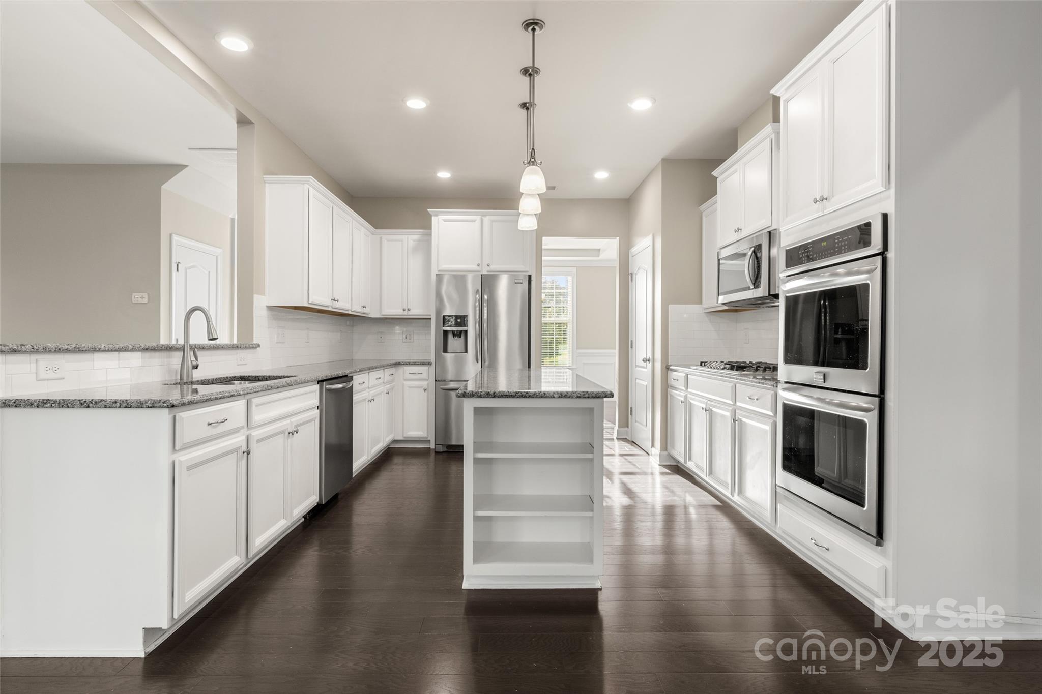 16001 Arabian Mews Lane Charlotte NC 28278