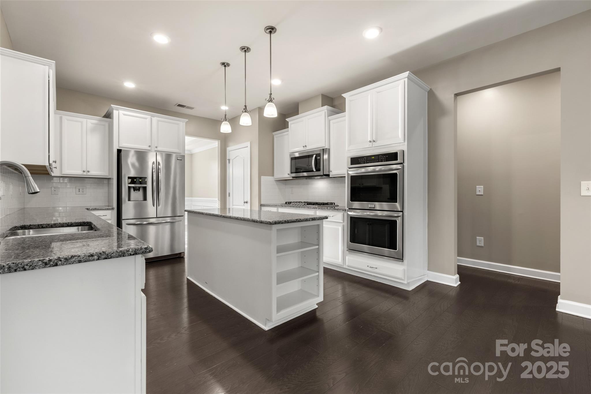 16001 Arabian Mews Lane Charlotte NC 28278