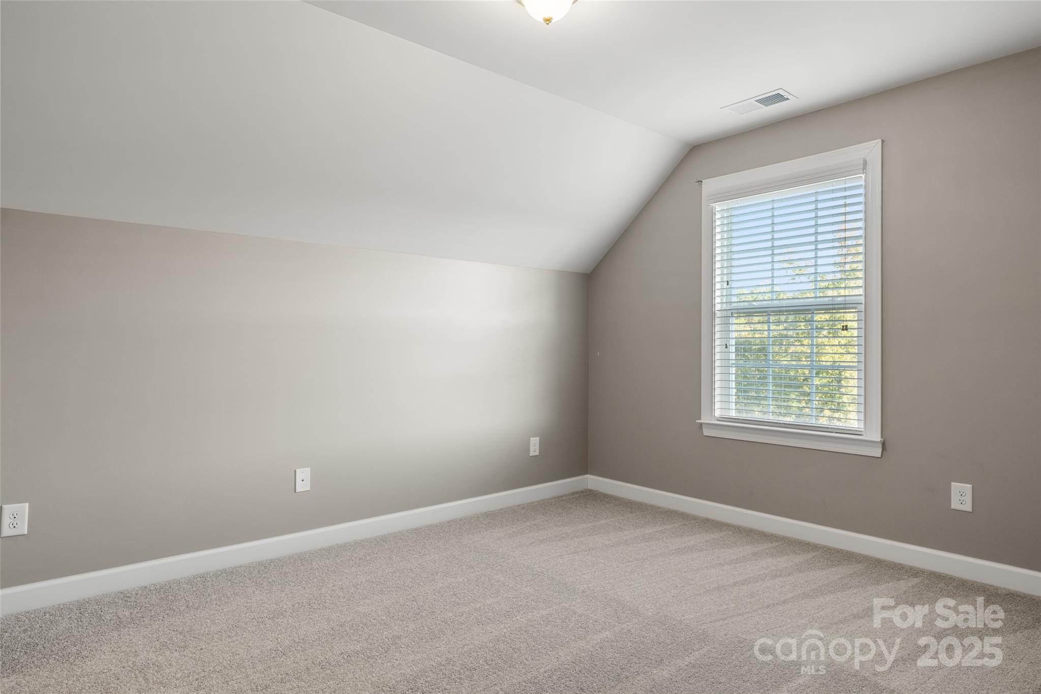 16001 Arabian Mews Lane Charlotte NC 28278