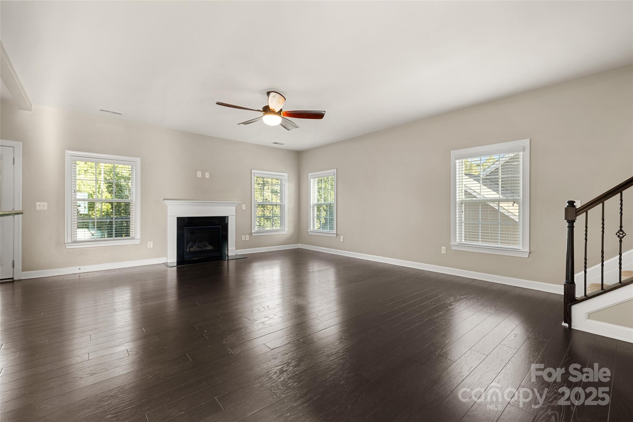16001 Arabian Mews Lane Charlotte NC 28278