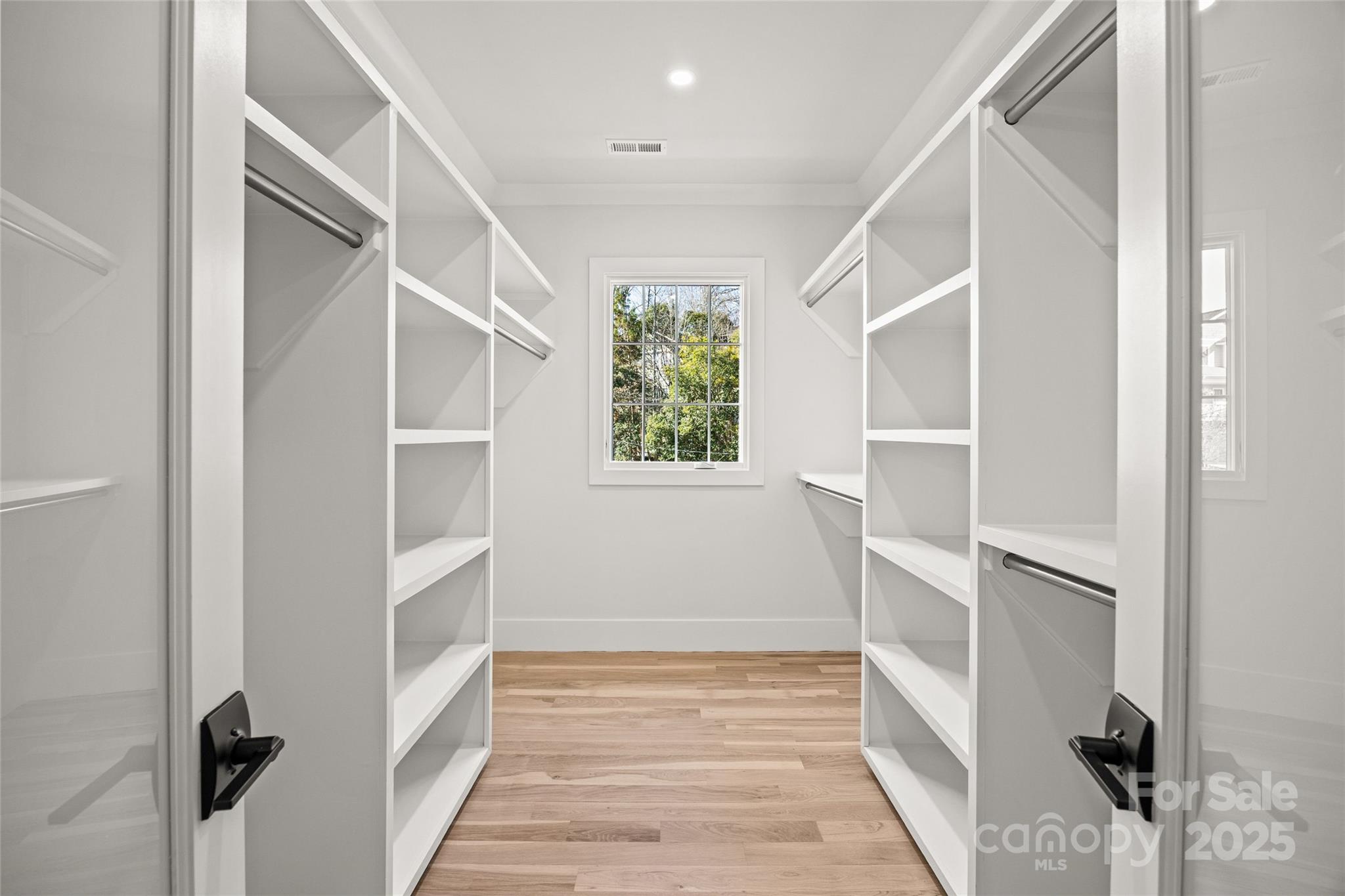 1603 Tippah Park Court Charlotte NC 28205