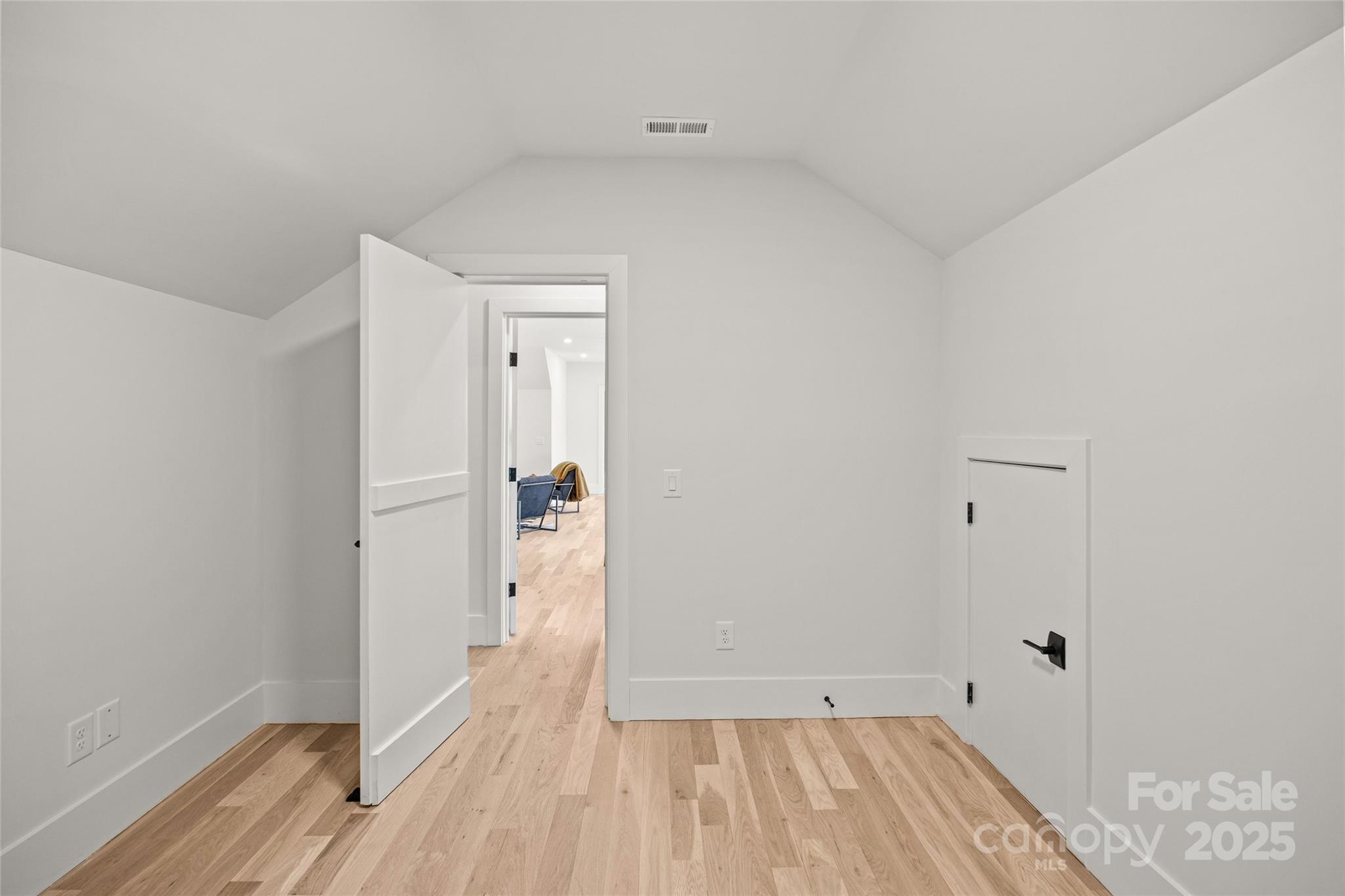 1603 Tippah Park Court Charlotte NC 28205