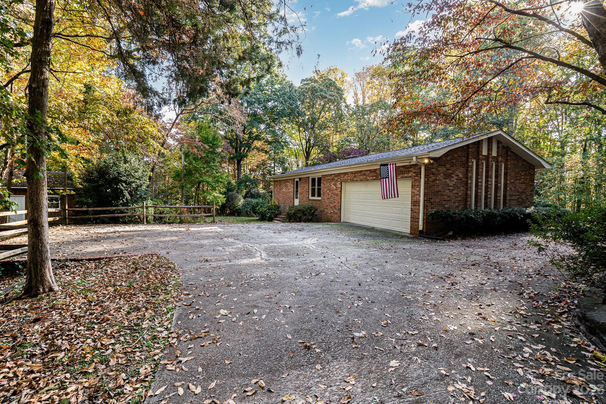 142 Mary Circle Concord NC 28025