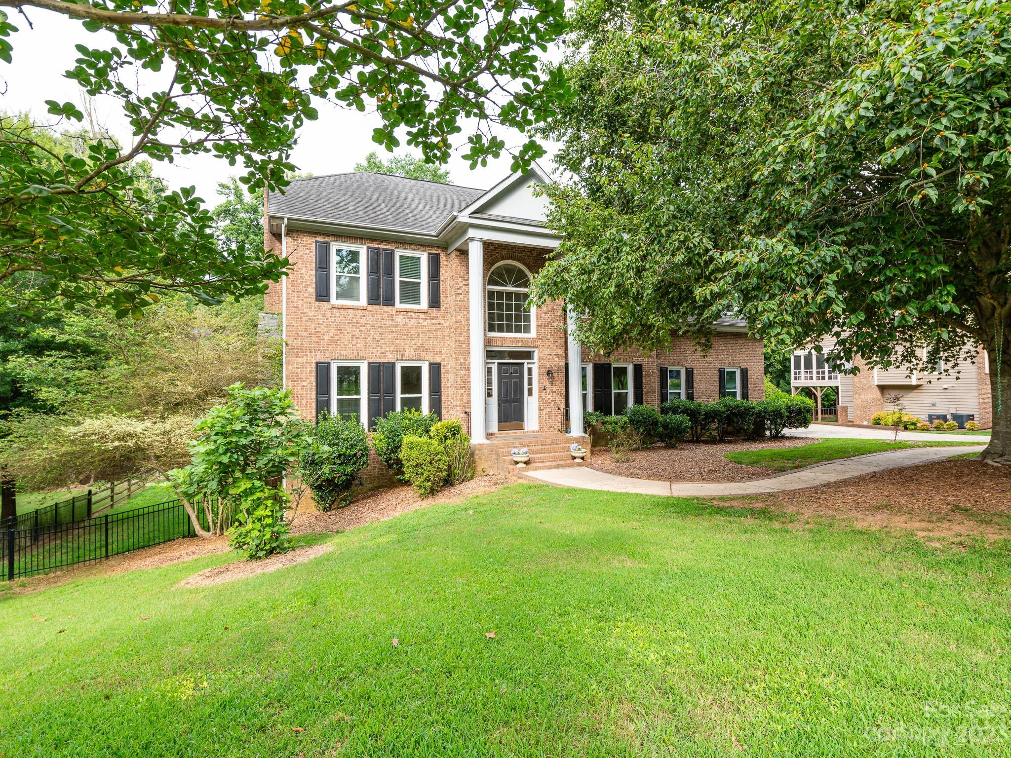 1921 Kilmonack Lane Charlotte NC 28270