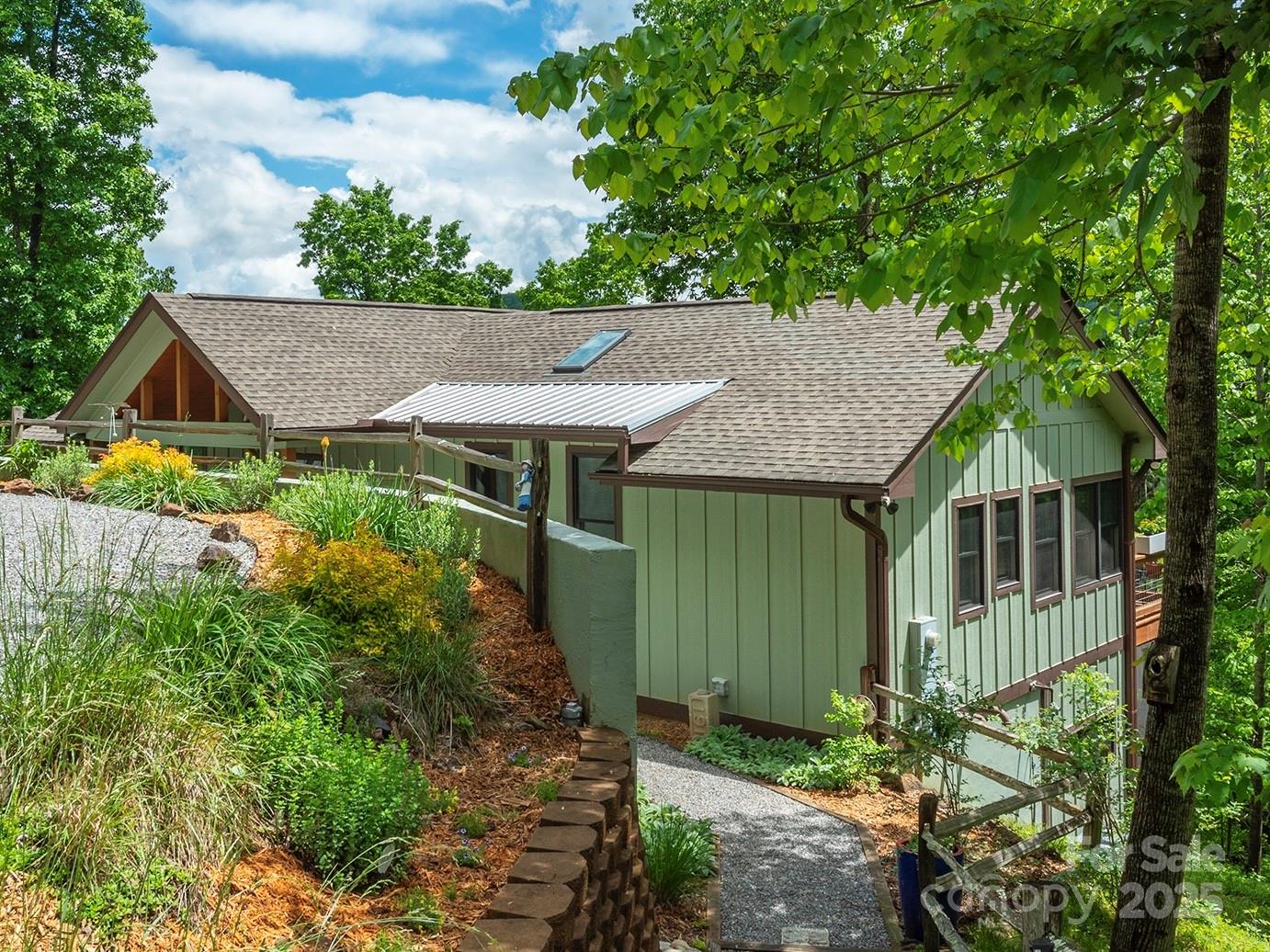 201 Ruffed Grouse Lane Waynesville NC 28786