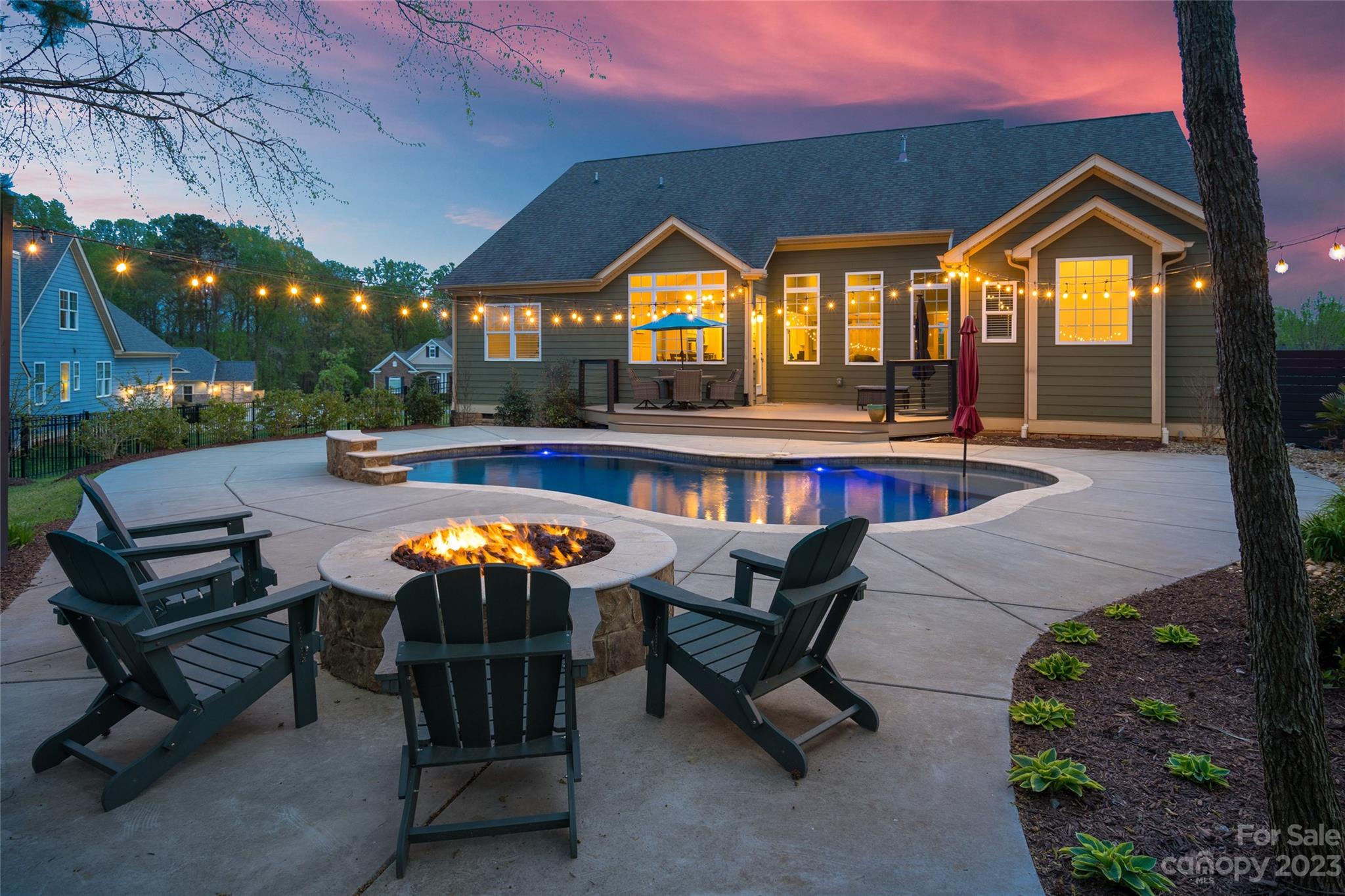 6957 Pin Oaks Drive Denver NC 28037