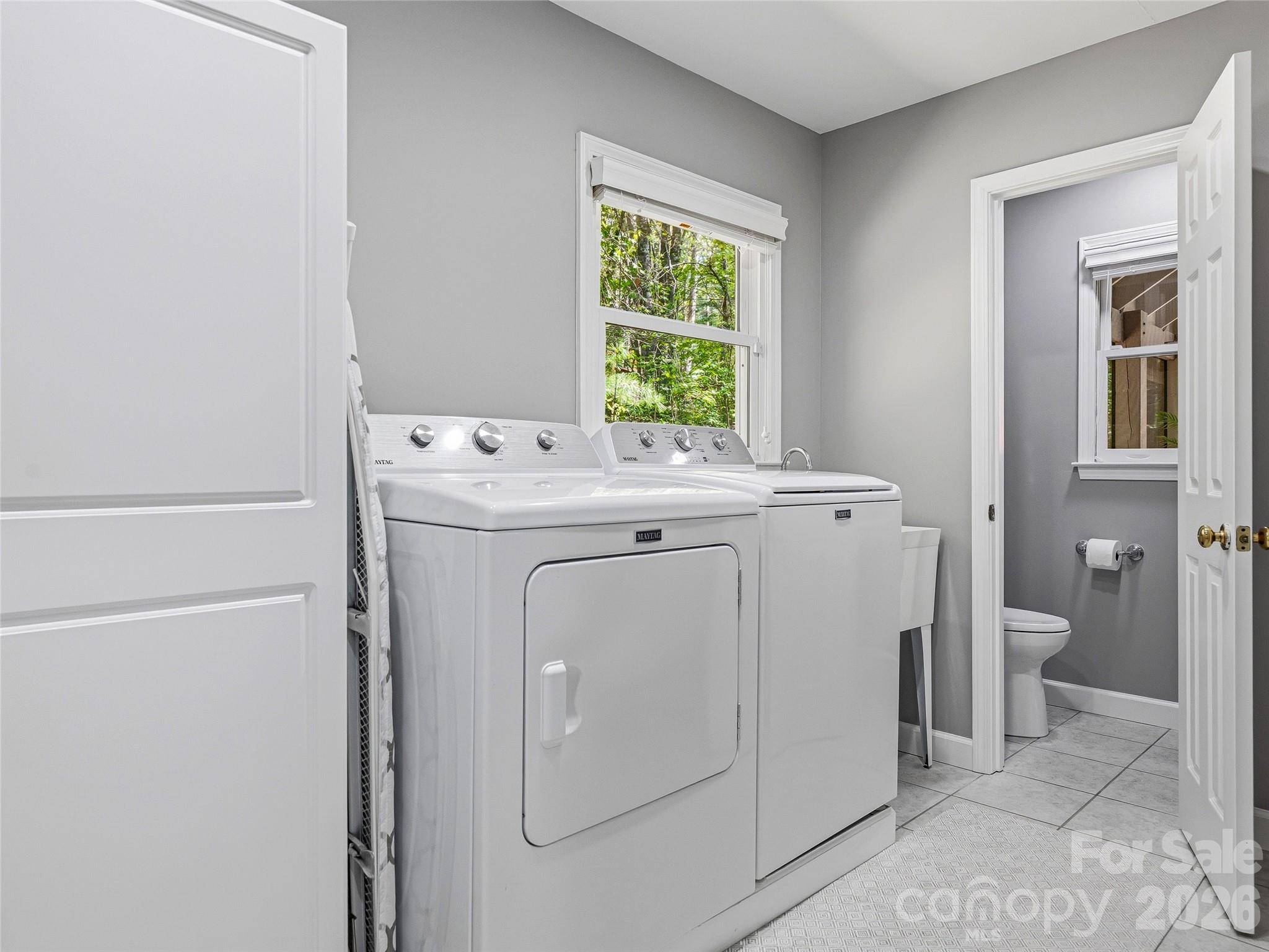 45 Sleepy Hollow Drive Asheville NC 28805
