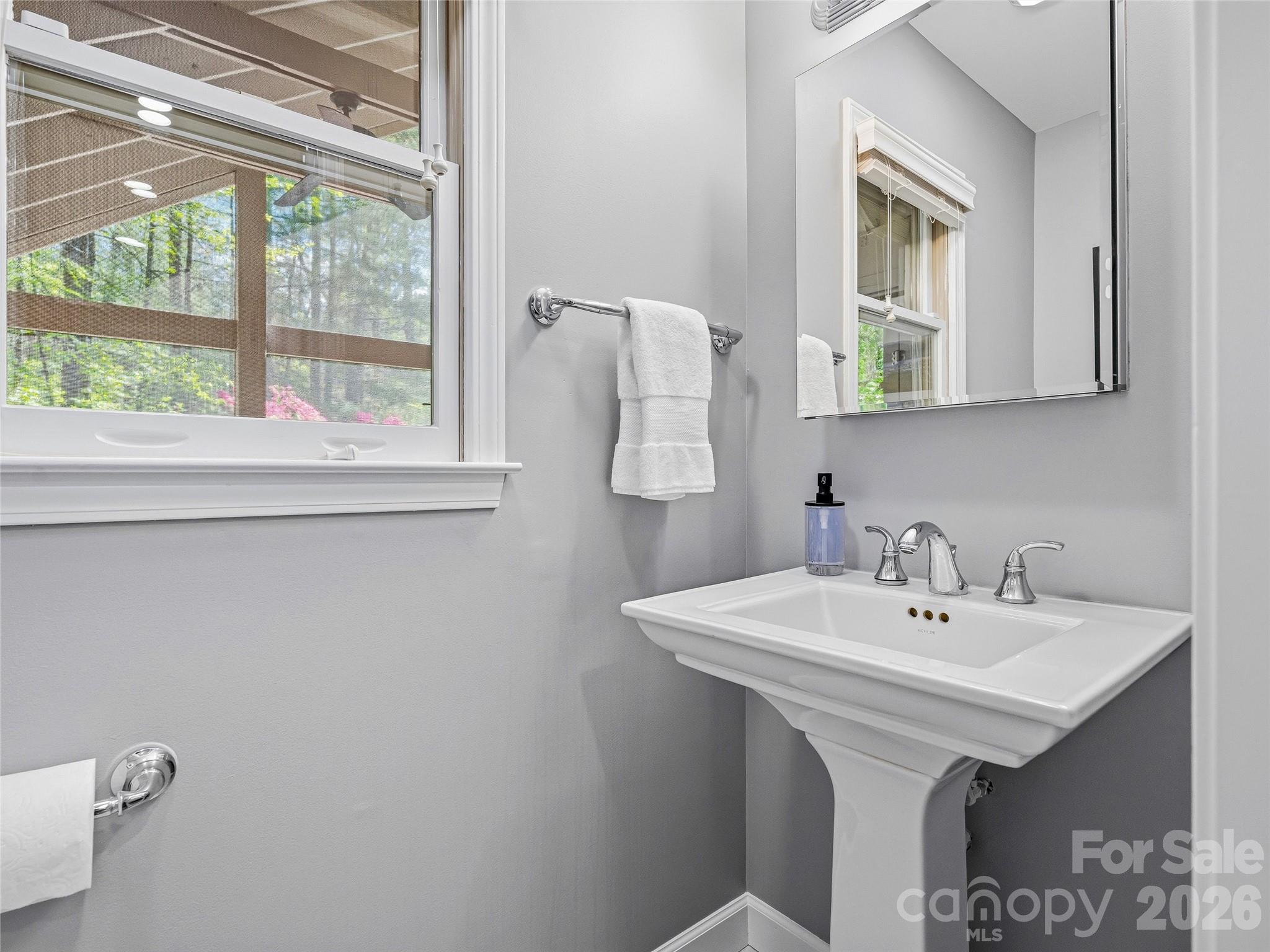 45 Sleepy Hollow Drive Asheville NC 28805