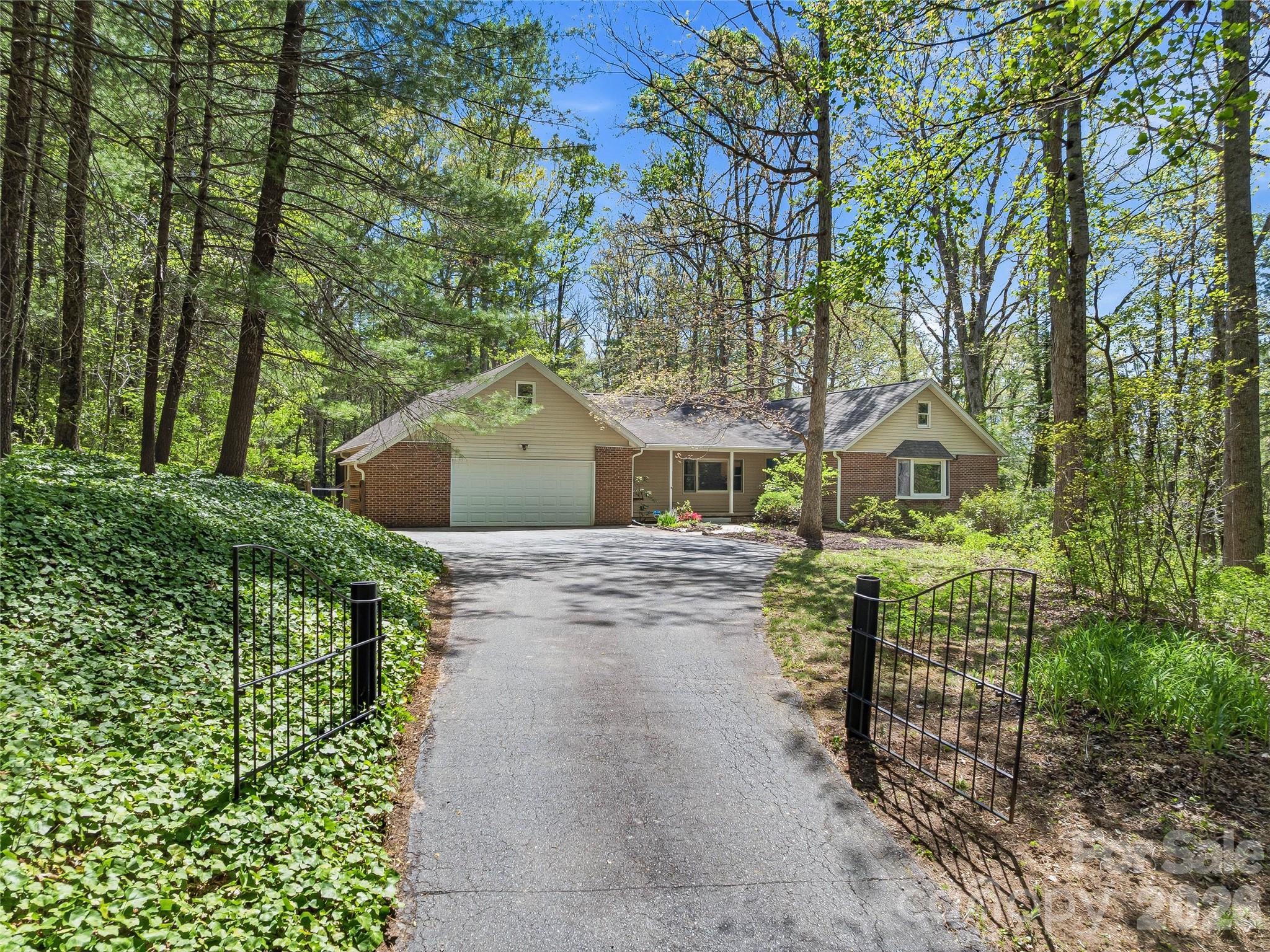 45 Sleepy Hollow Drive Asheville NC 28805