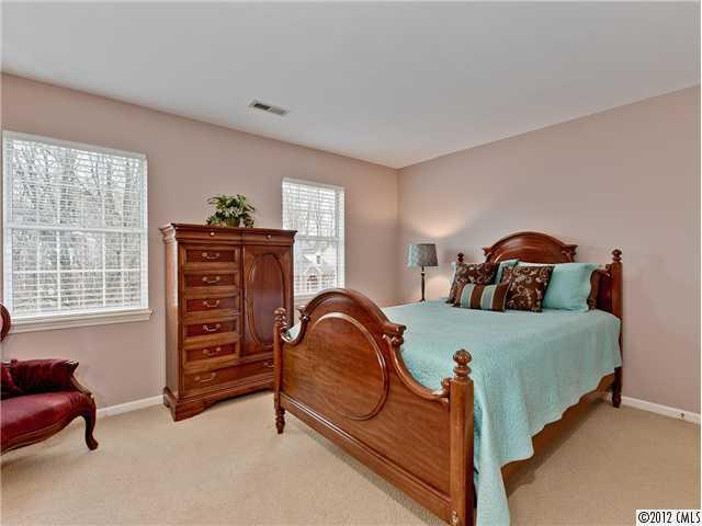 2922 Redfield Drive Charlotte NC 28270