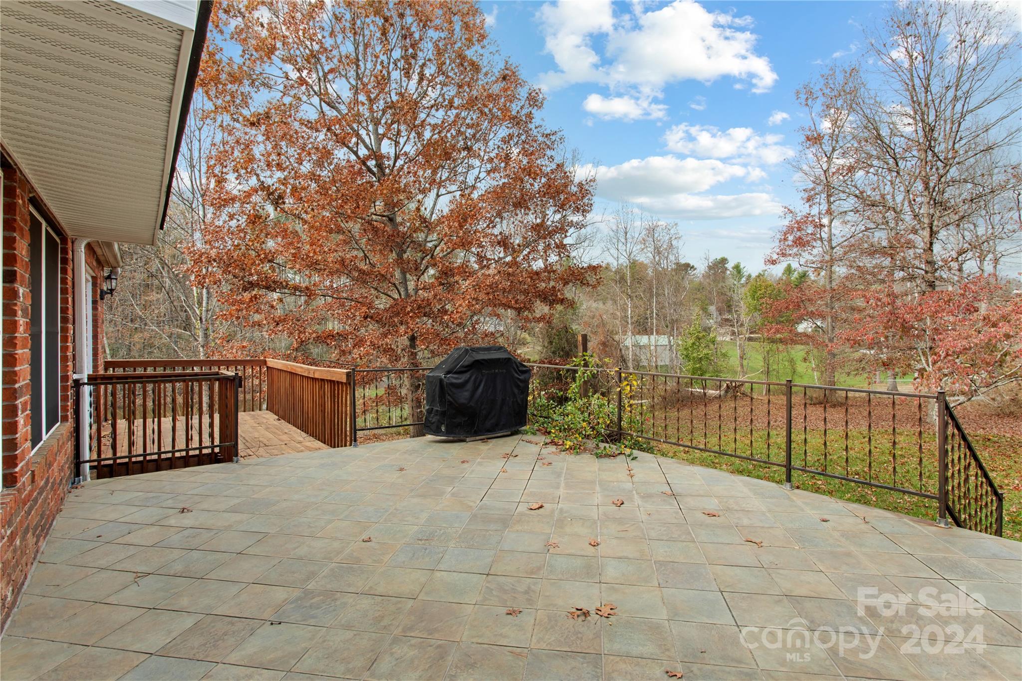 38 Southern Visions Drive Hendersonville NC 28792