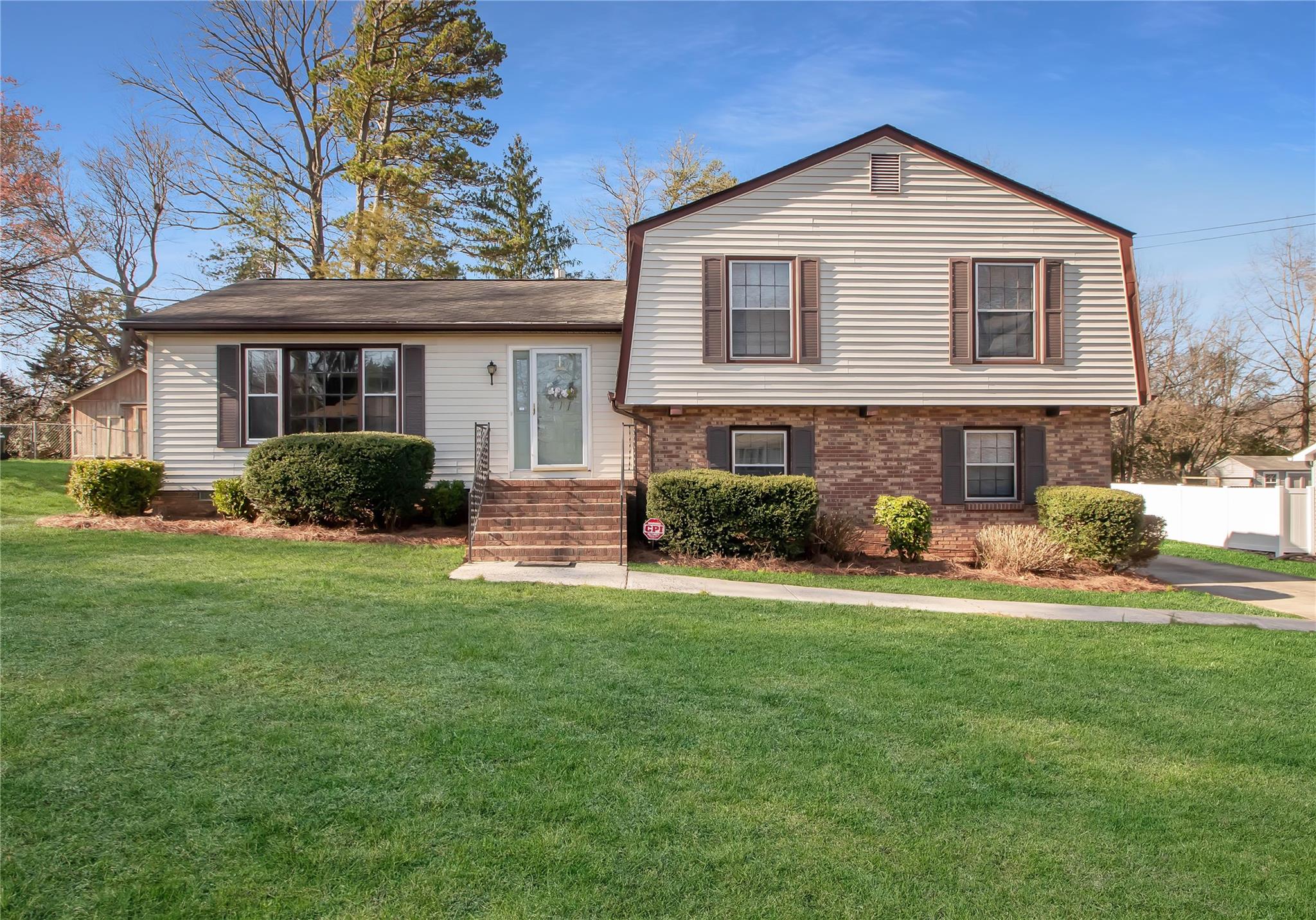 411 Leafsmoke Drive Gastonia NC 28054