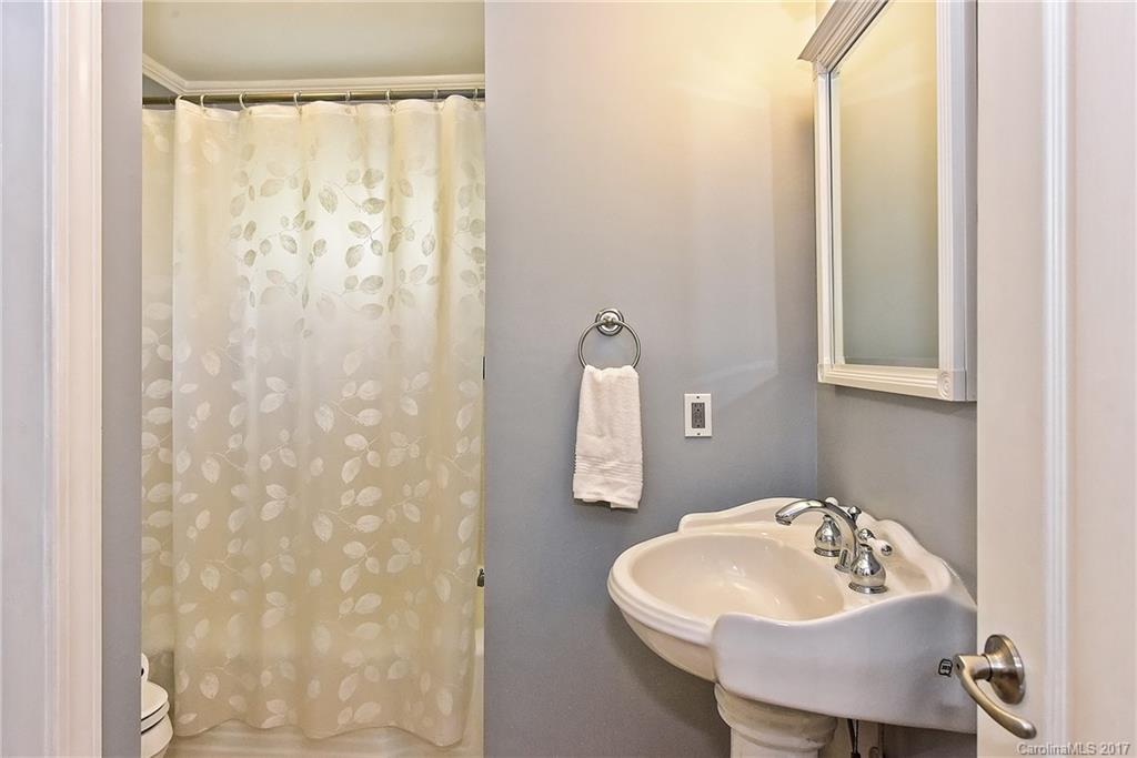 3017 Clemson Avenue Charlotte NC 28205