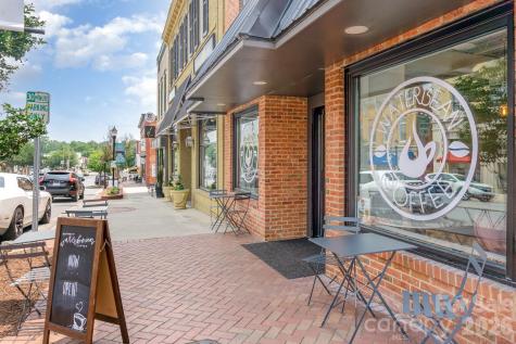 107 Peachtree Street Belmont NC 28012