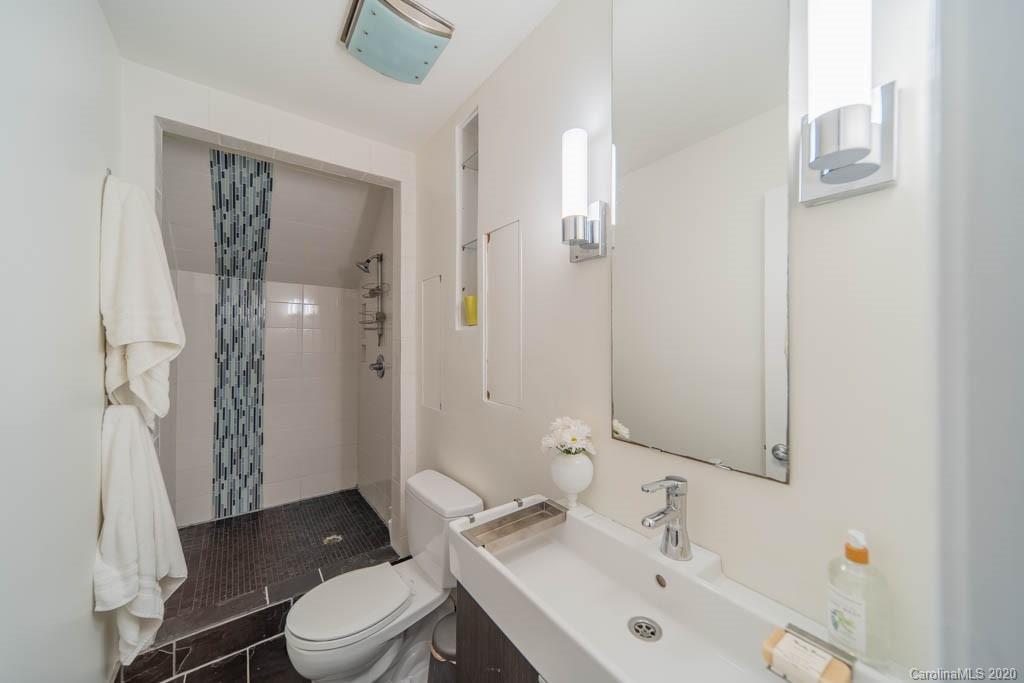 2717 Pencoyd Lane Charlotte NC 28210