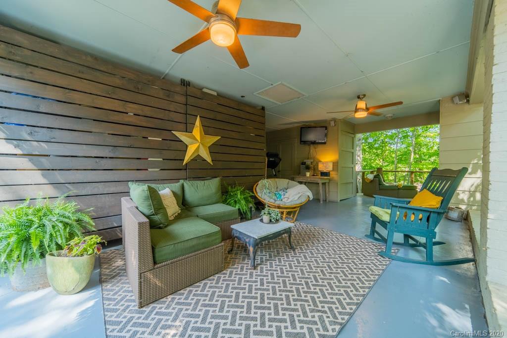 2717 Pencoyd Lane Charlotte NC 28210