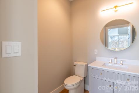 62 Upper Moffitt Road Asheville NC 28805