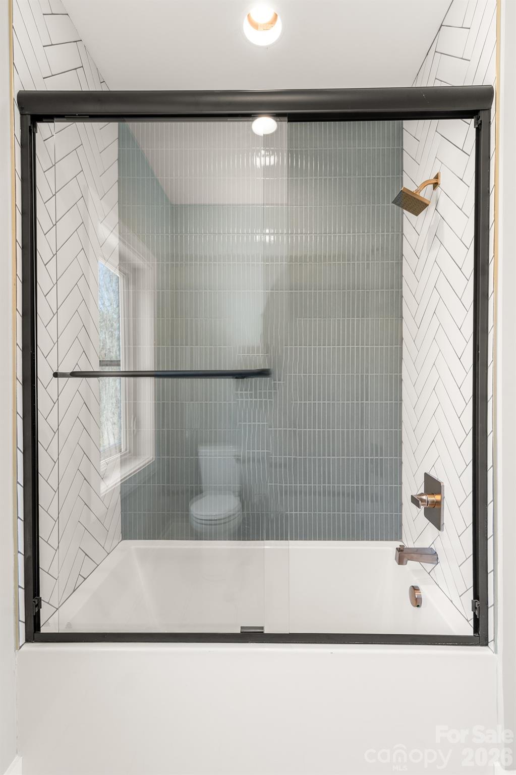 62 Upper Moffitt Road Asheville NC 28805