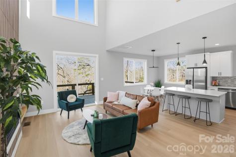 62 Upper Moffitt Road Asheville NC 28805