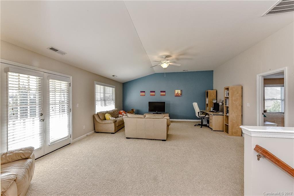 1006 Sudbury Lane Matthews NC 28104