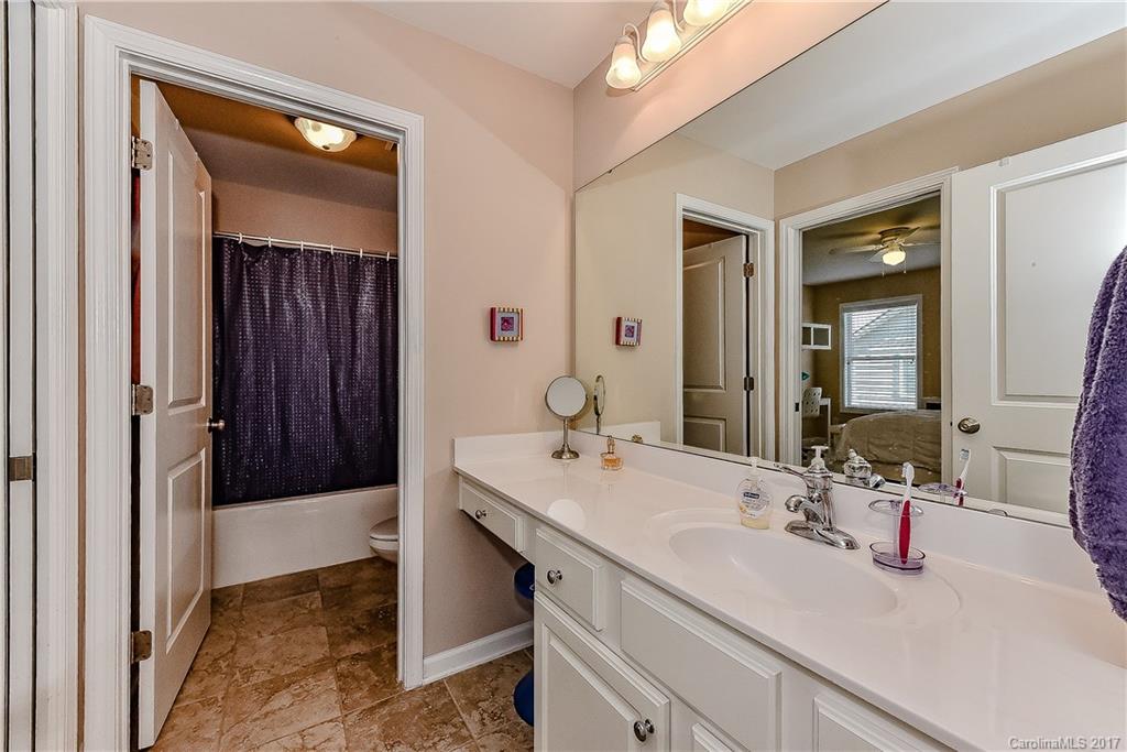 1006 Sudbury Lane Matthews NC 28104