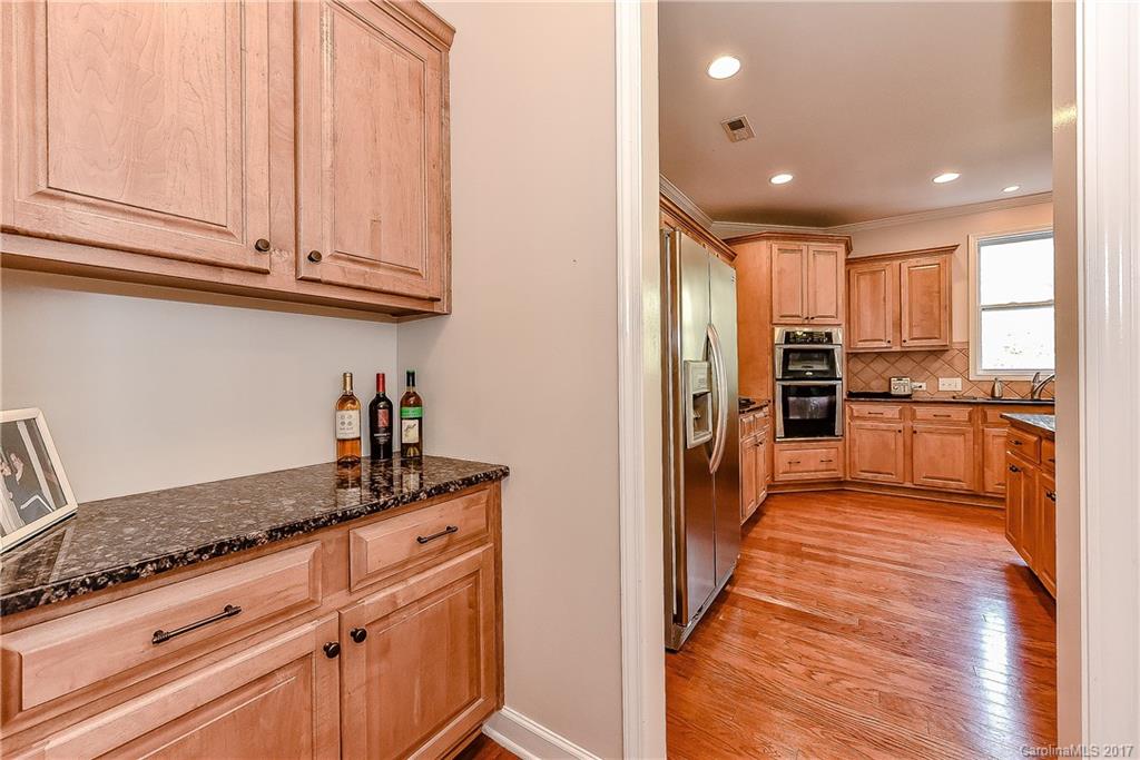 1006 Sudbury Lane Matthews NC 28104