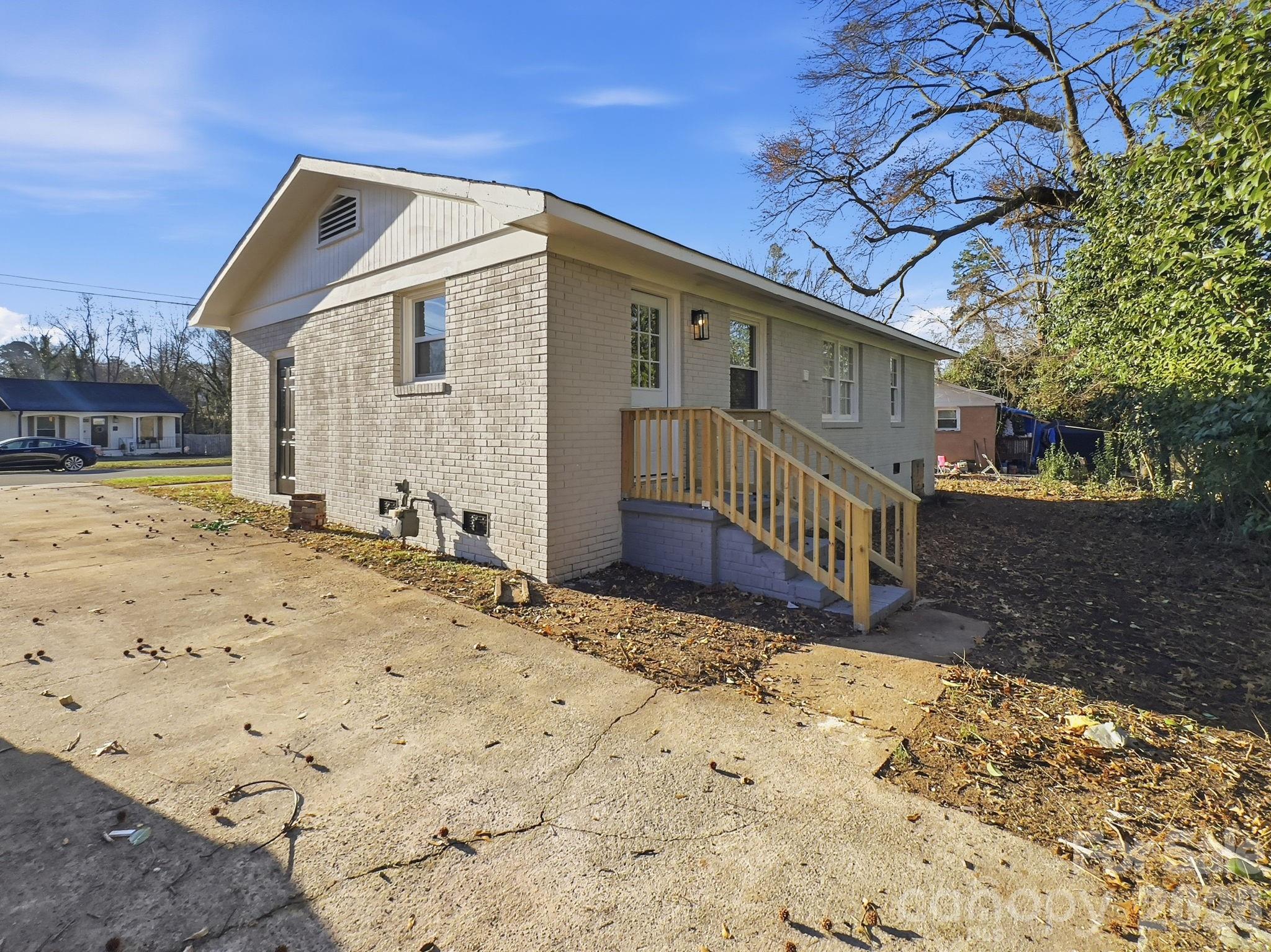 1420 Rollingwood Drive Charlotte NC 28217
