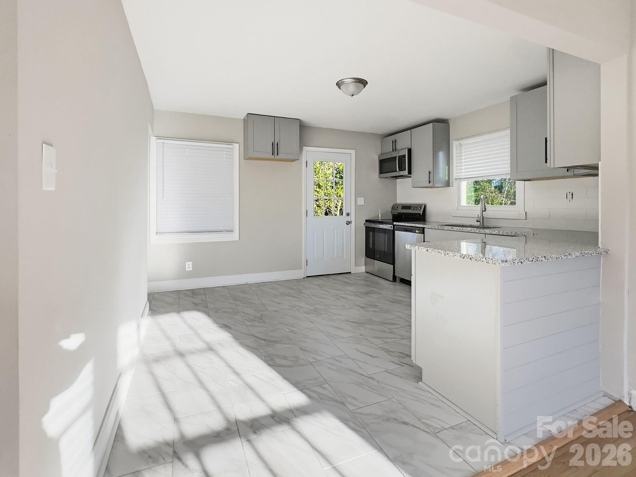 1420 Rollingwood Drive Charlotte NC 28217